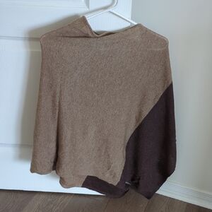 Gorgeous Wool Two-Tone Brown Women's Poncho